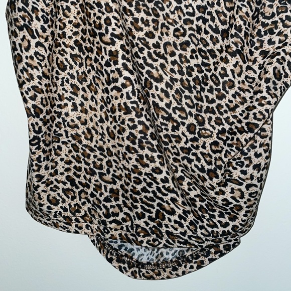 Cheetah Print Halter Crop Top - Picture 2 of 5